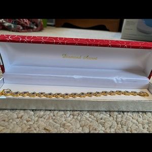 Heart diamond accent gold bracelet